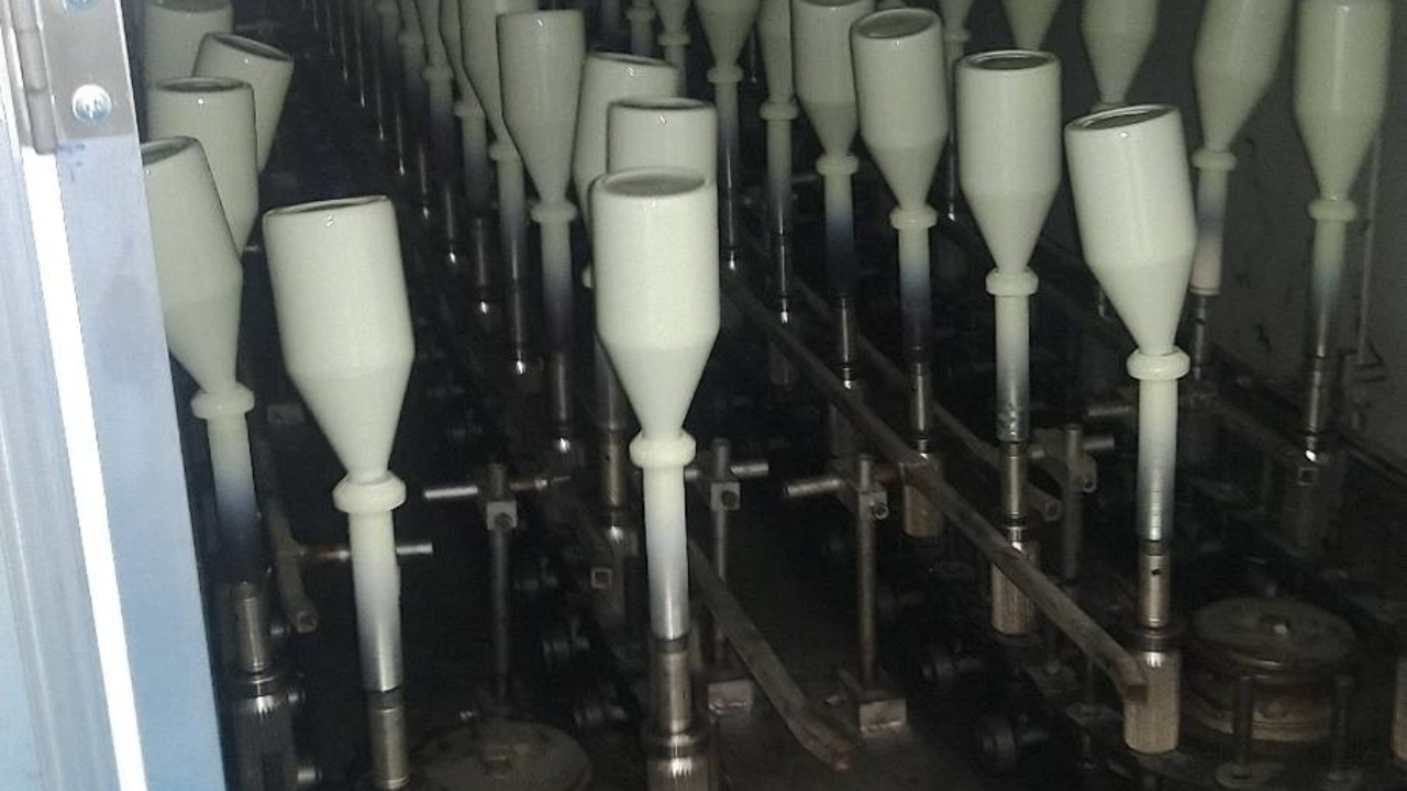 Automatic liquid coating line (Lacquering):